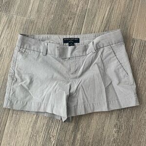Banana Republic Light Gray Women's Bermudas